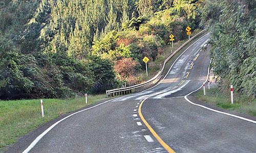 高速公路UPS.jpg 高速公路UPS.jpg