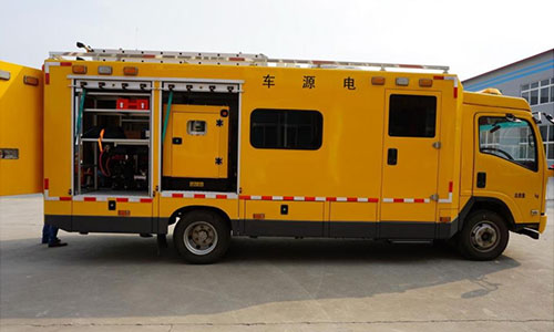 UPS电源车.jpg UPS电源车.jpg